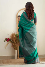 Load image into Gallery viewer, Ravishing Rama Soft Silk Saree With Exceptional Blouse Piece Shriji