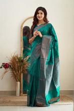 Load image into Gallery viewer, Ravishing Rama Soft Silk Saree With Exceptional Blouse Piece Shriji