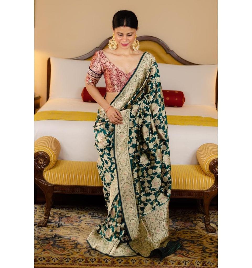 Inspiring Green Soft Banarasi Silk Saree With Classic Blouse Piece Shriji Main image