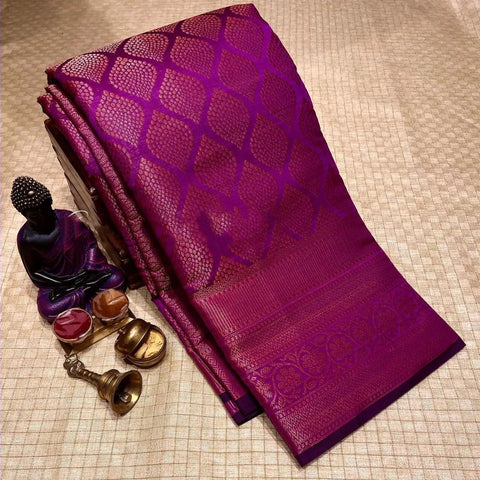Incomparable Purple Soft Silk Saree With Splendiferous Blouse Piece Shriji Main image
