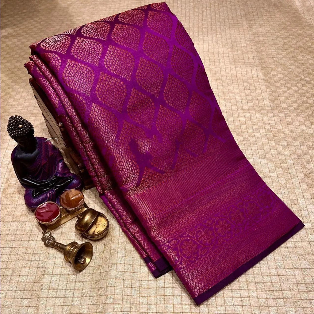 Incomparable Purple Soft Silk Saree With Splendiferous Blouse Piece Shriji