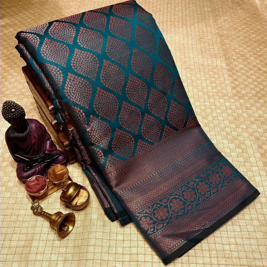 Seraglio Rama Soft Silk Saree With Confounding Blouse Piece Shriji