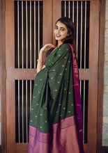 Load image into Gallery viewer, Incredible Green Soft Silk Saree With Energetic Blouse Piece Shriji