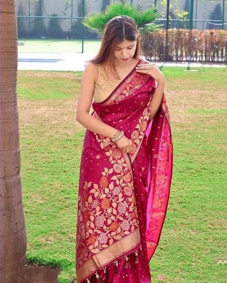 Mellifluous Dark Pink Soft Banarasi Silk Saree With Beleaguer Blouse Piece Shriji