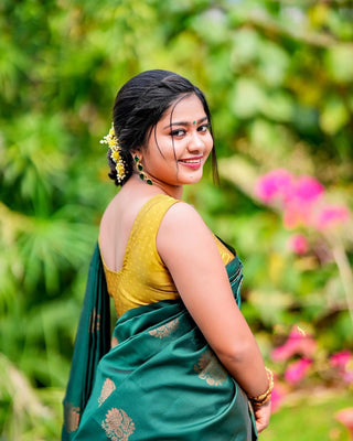 Flameboyant Rama Soft Silk Saree With Jazzy Blouse Piece Shriji