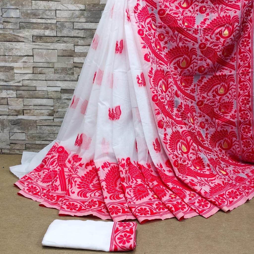 Incomparable White Cotton Silk Saree With Tremendous Blouse Piece Shriji