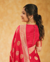 Load image into Gallery viewer, Engrossing Red Soft Silk Saree With Classic Blouse Piece Shriji