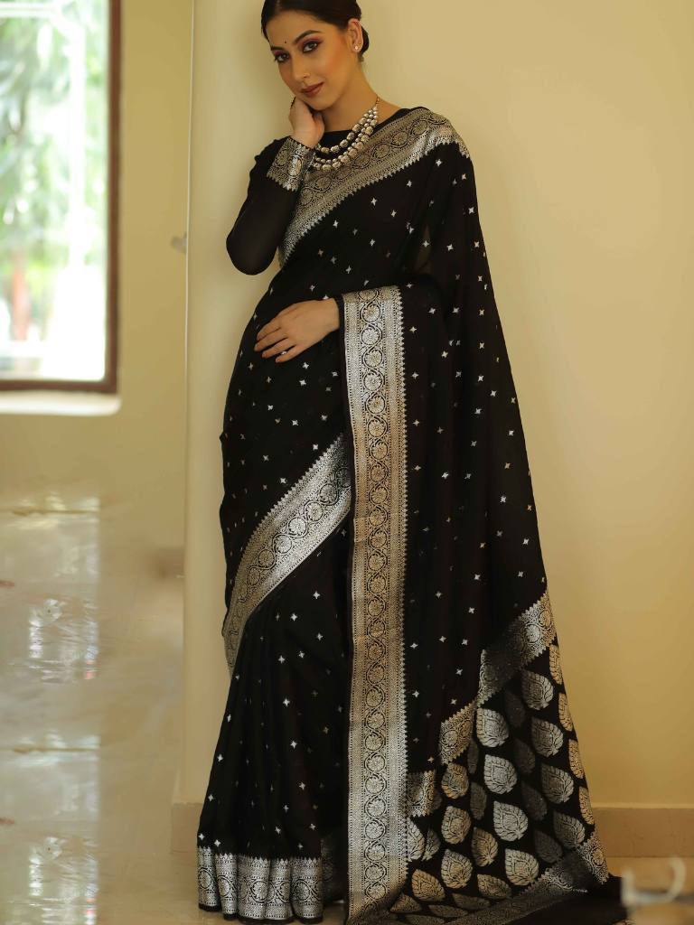Fugacious Black Cotton Silk Saree With Sizzling Blouse Piece Shriji