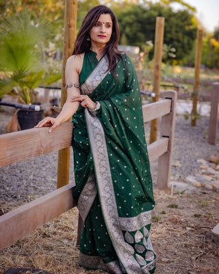 Moiety Green Cotton Silk Saree With Sensational Blouse Piece Shriji