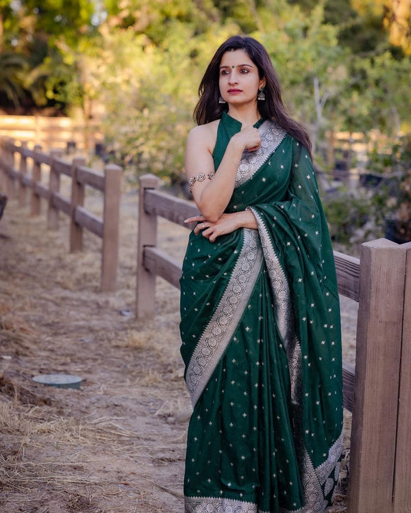 Moiety Green Cotton Silk Saree With Sensational Blouse Piece Shriji