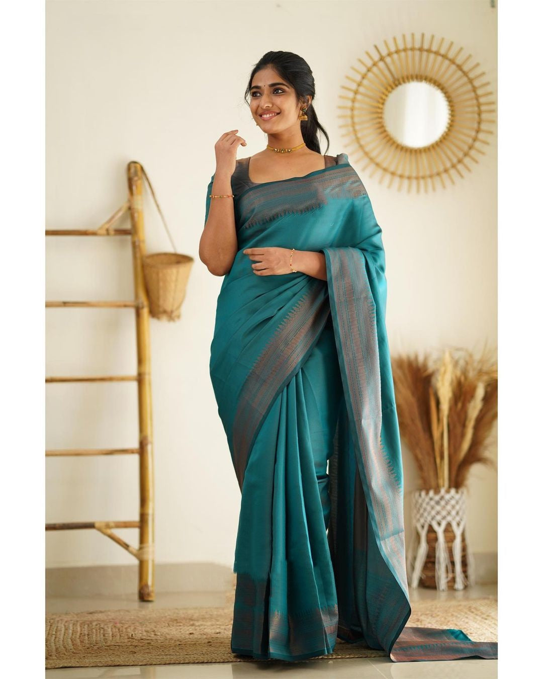Eloquence Rama Soft Silk Saree With Lagniappe Blouse Piece Shriji
