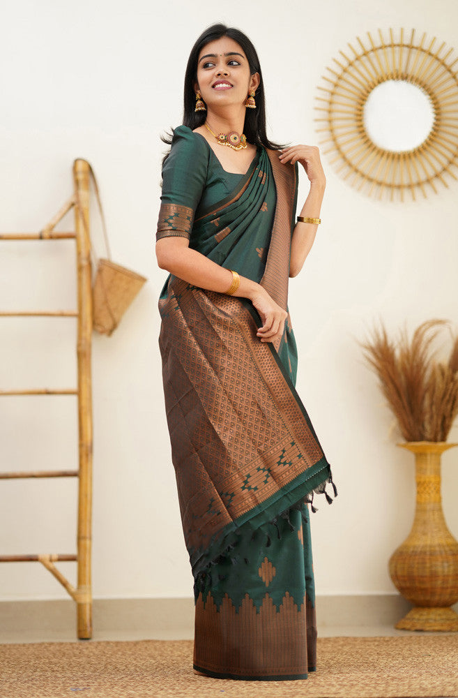 Attractive Dark Green Soft Silk Saree With Refreshing Blouse Piece Shriji
