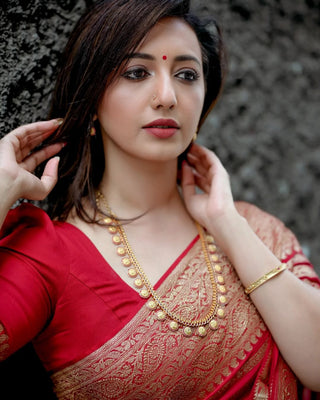 Intricate Red Soft Silk Saree With Capricious Blouse Piece Shriji
