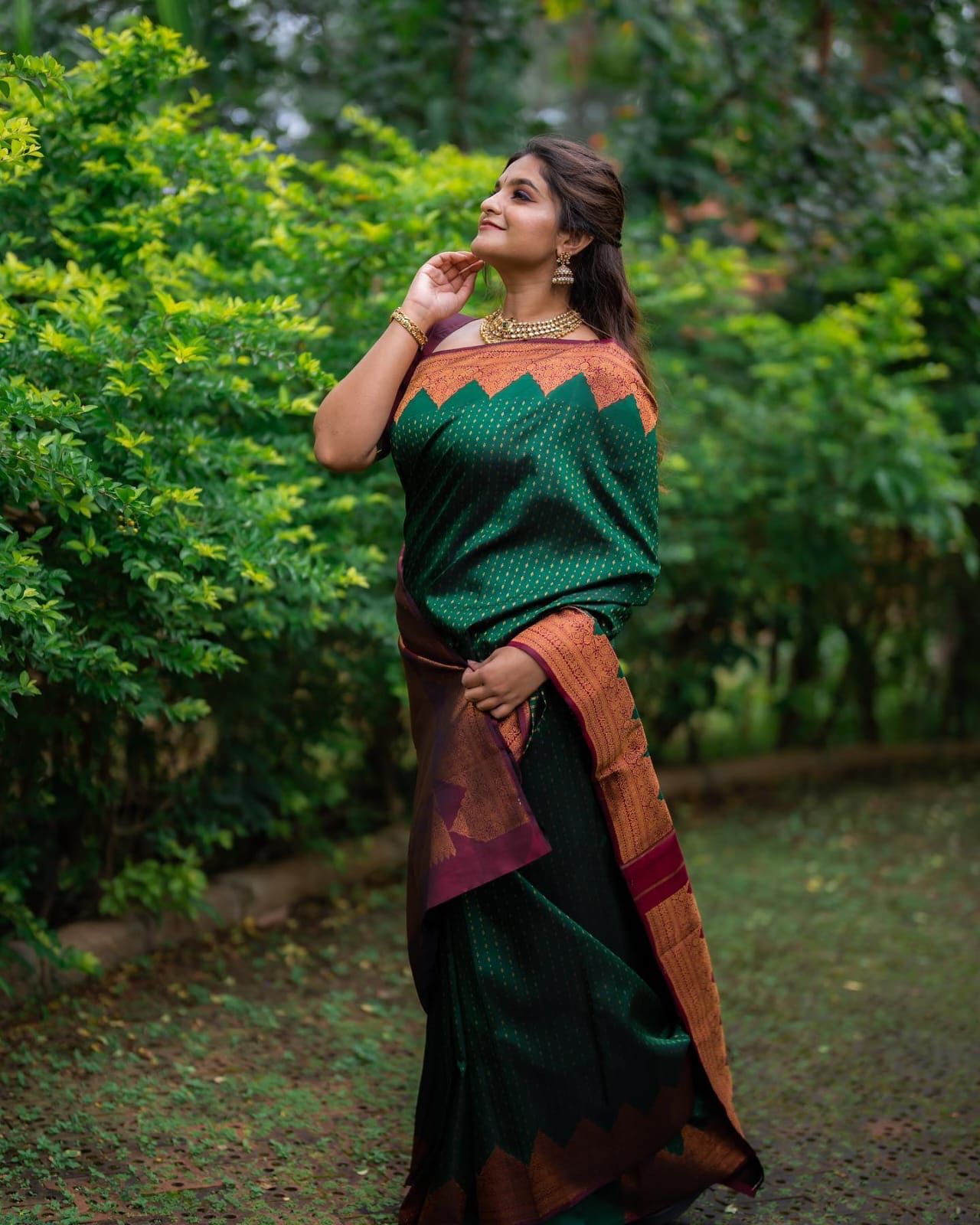 Stunning Green Soft Silk Saree With Innovative Blouse Piece Shriji