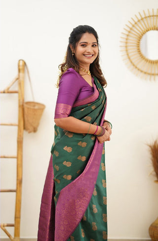 Supernal Green Soft Banarasi Silk Saree With Imaginative Blouse Piece Shriji