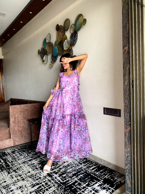 Glimmering Organza Silk Lavender Color Gown Main image