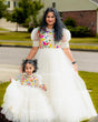 Load image into Gallery viewer, Beautiful Work White Color Mother Daughter Gown