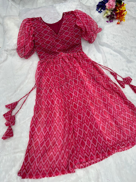 Latest Nayra Cut Printed Pink Color Kurti Main image