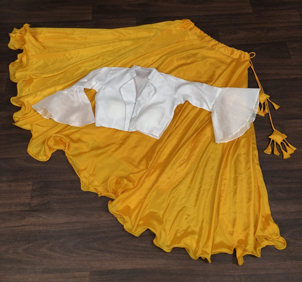 Pretty Yellow Plain Lehenga With Stylish Blouse