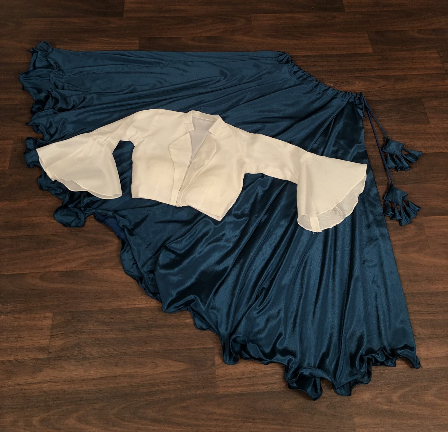 Pretty Navy Blue Plain Lehenga With Stylish Blouse