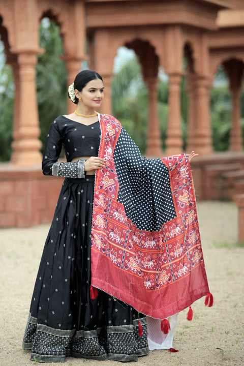 Wedding Wear Embroidery Work Black Color Lehenga Choli Main image