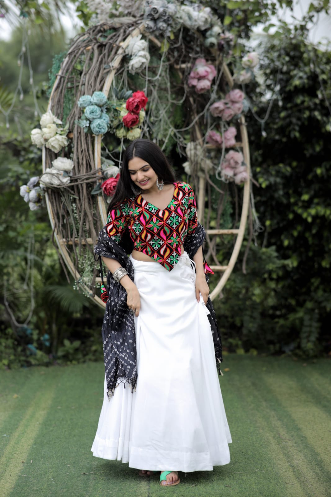Plan White Lehenga With Beautiful Pattern Blouse