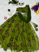 Load image into Gallery viewer, Lovely Organza Silk Green Color Lehenga With Stylish Blouse