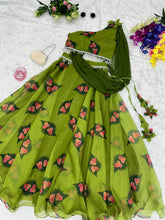 Load image into Gallery viewer, Lovely Organza Silk Green Color Lehenga With Stylish Blouse