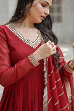 Load image into Gallery viewer, Captivating Maroon Color Gown With Ravishing Dupatta
