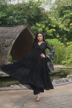 Load image into Gallery viewer, Black Color Butti Work Kurti Pant With Dupatta Set Clothsvilla