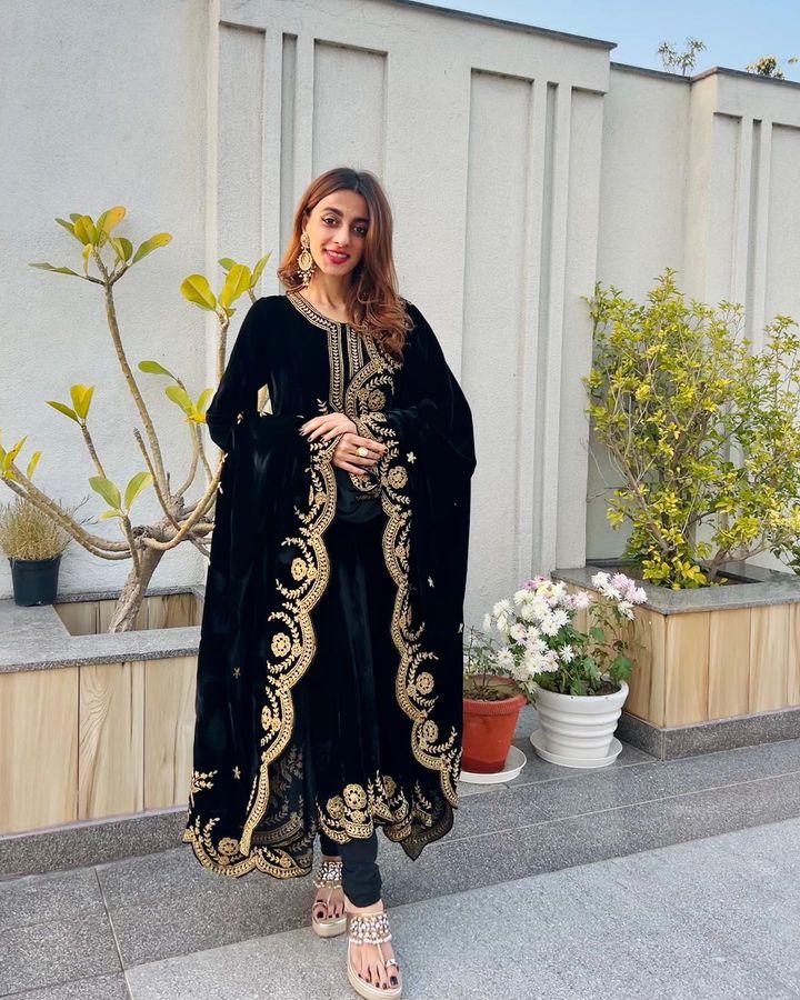 Glamourous Black Color Embroidery Work Anarkali Suit Main image