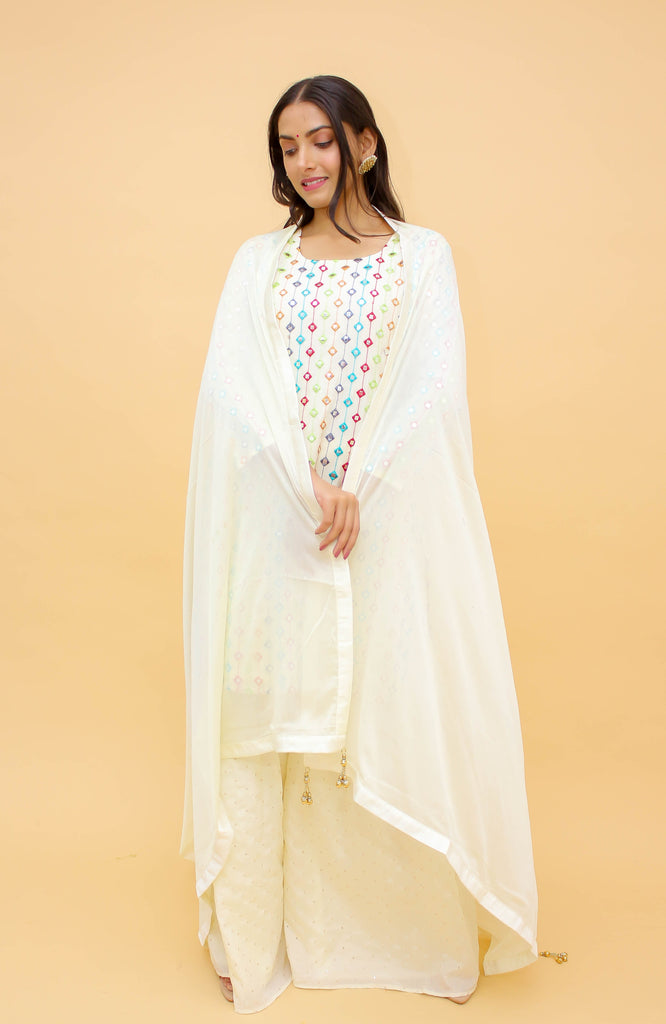 White Pakistani Georgette Plazo Suit For Indian Festival & Weddings - Thread Embroidery Work, Foil Mirror Work, Clothsvilla