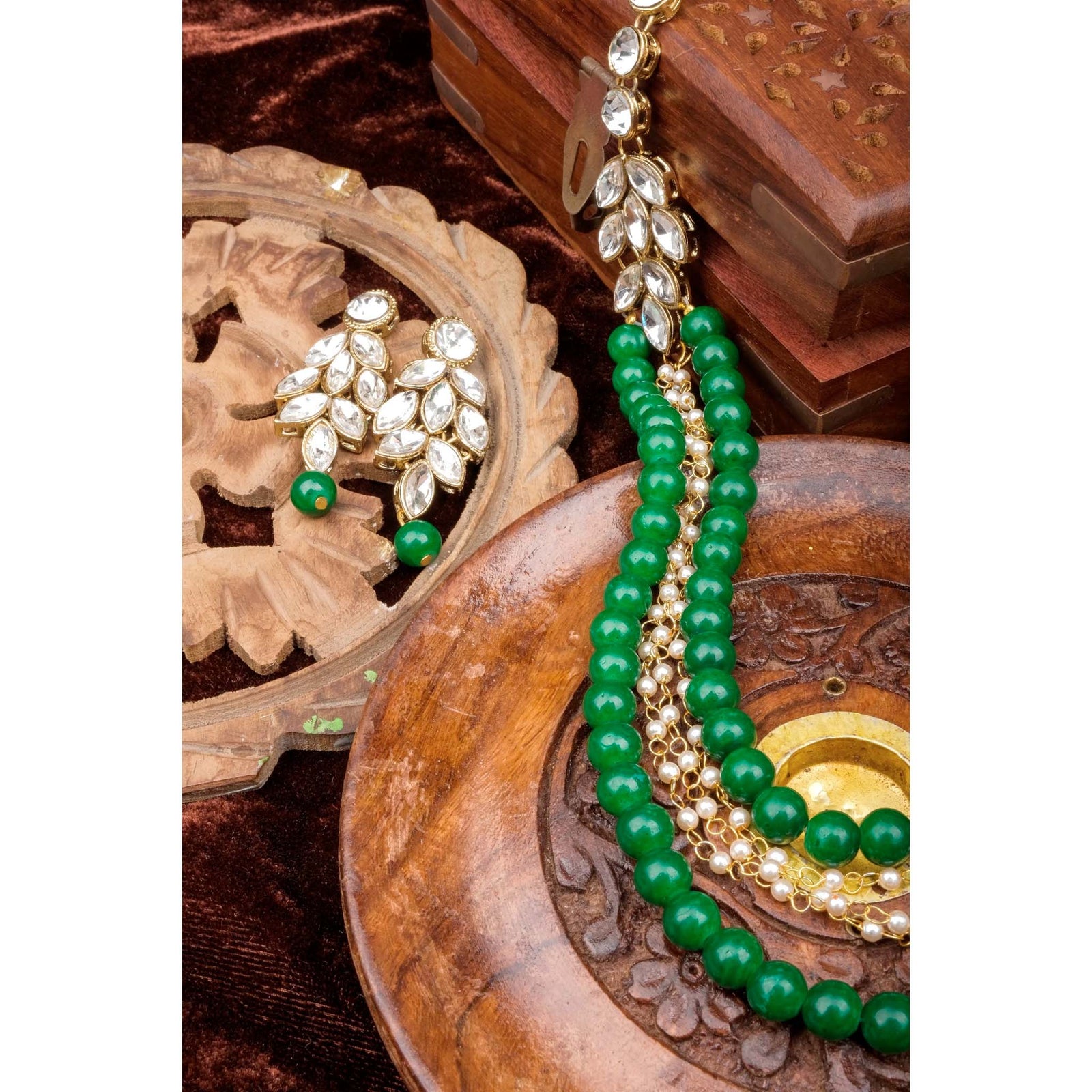 White and Green Pearl and American Dimond Necklace Alloy Jewel Set ClothsVilla