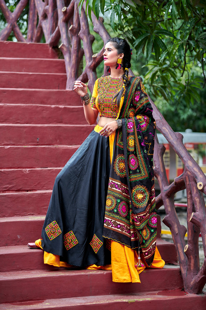 indian Designer Wedding Party Wear Bandhe Georgette Red Lehenga Saree Blouse  | eBay
