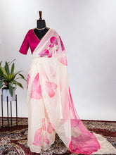 Load image into Gallery viewer, Baby Pink Color Floral &amp; Foil Printed Organza Saree Clothsvilla