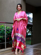 Load image into Gallery viewer, Pink &amp; White Color Digital Print Pure Gaji Silk Kaftan Clothsvilla
