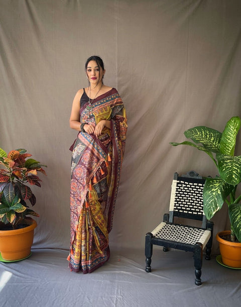 Cotton Kalamkari Printed Luxor Gold Clothsvilla Main image