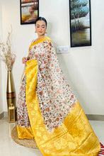 Load image into Gallery viewer, Banarasi Silk Floral Printed Contrast Woven Saree Mustard Yellow Clothsvilla