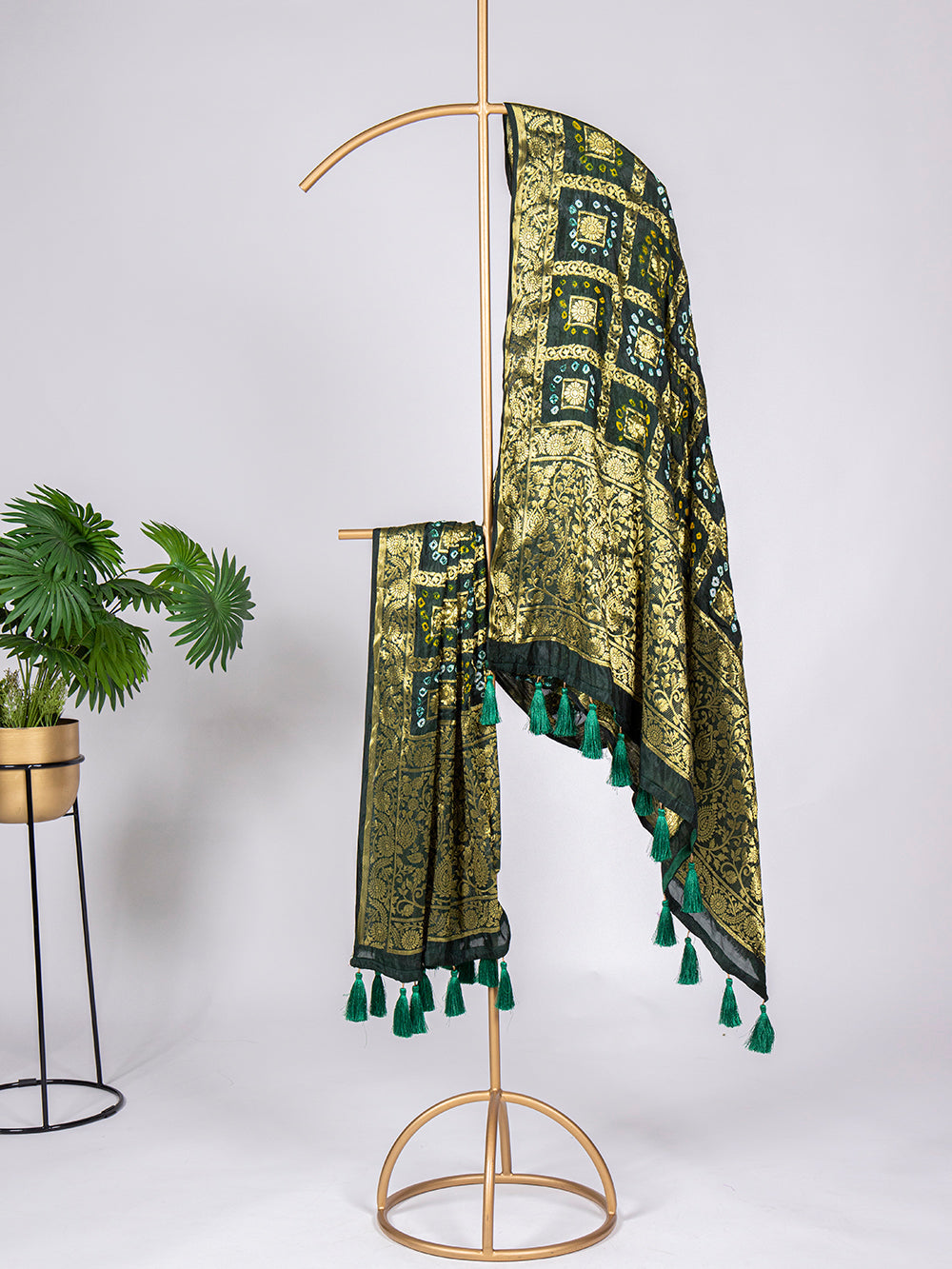 Green Color Zari Weaving Work Original Bandhej Silk Dupatta Clothsvilla Main image