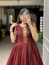 Load image into Gallery viewer, Maroon Color Zari Weaving Work Narayan Pet (Cotton) Dress Clothsvilla