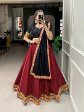 Load image into Gallery viewer, Maroon Color Gamthi Work And Original Mirror Work Lace Border Cotton Dandiya Choli ClothsVilla