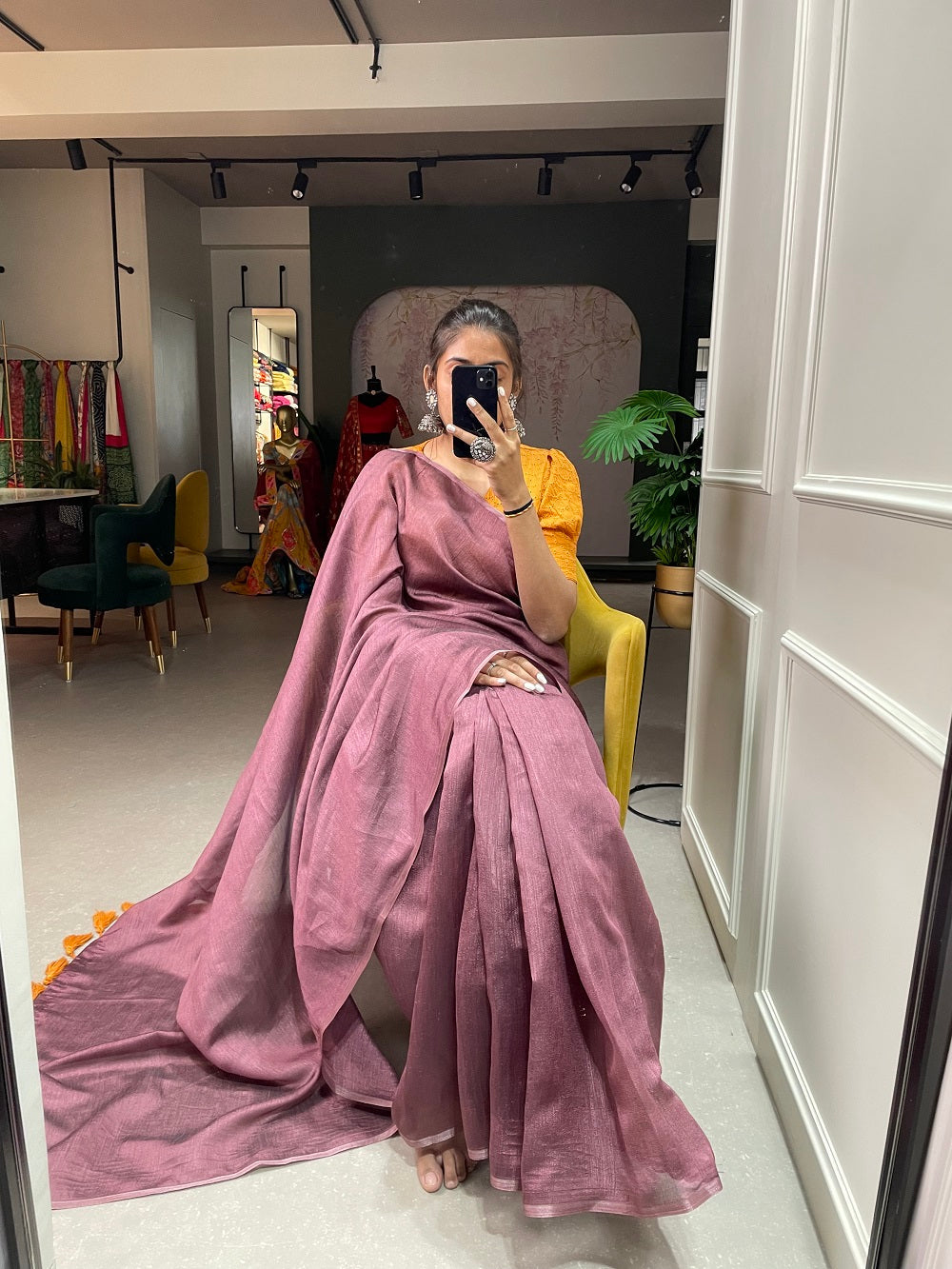 Lavender Color Plain Melanin Silk Saree Clothsvilla