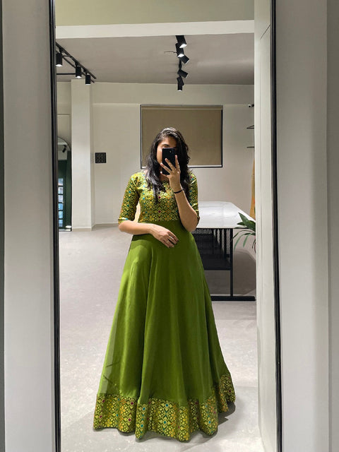 Parrot Color Weaving Zari Work rangoli Silk Gown Clothsvilla Main image
