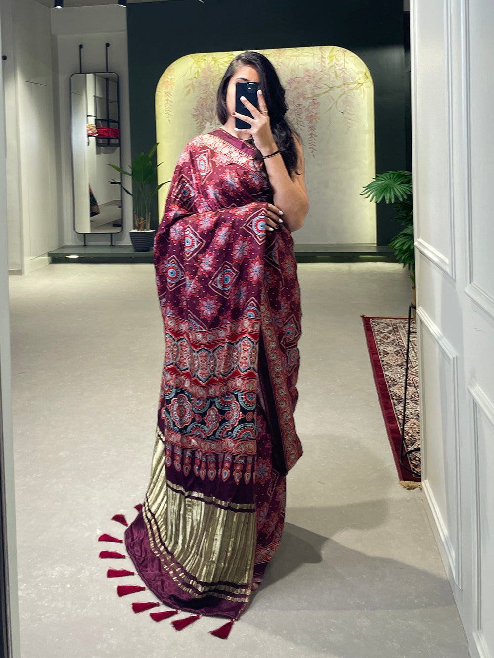 Brown Color Floral & Foil Work Gaji Silk Saree Secondary image