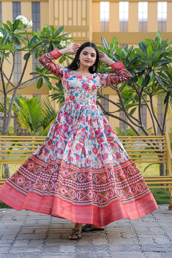 Kalamkari Print White With Red Classic Gown