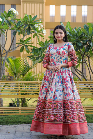 Kalamkari Print White With Red Classic Gown