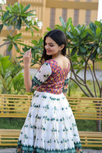 Load image into Gallery viewer, Party Wear White Color Patola Print Gown