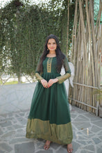 Load image into Gallery viewer, Attractive Chiffon Golden Zari Patta Green Color Gown