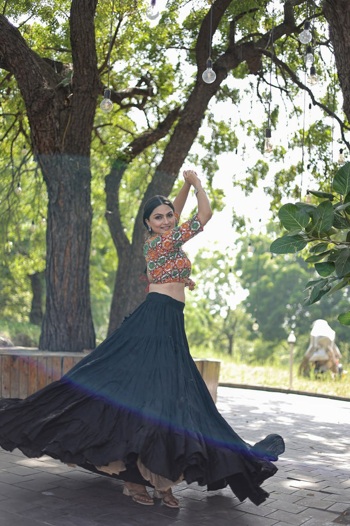 BLACK AND WHITE CHEVRON PRINTED LEHENGA SET AND A HAND EMBROIDERED BLACK  BLOUSE PAIRED WITH A BLACK DUPATTA AND BLACK HIGHLIGHTS. - Seasons India