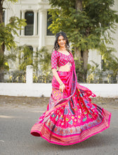 Load image into Gallery viewer, Pink Color Patola Printed and foil work Silk Lehenga Clothsvilla